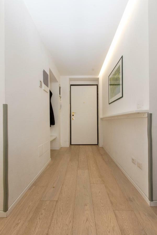 Luxury And Spacious Apartment Milan Exterior photo