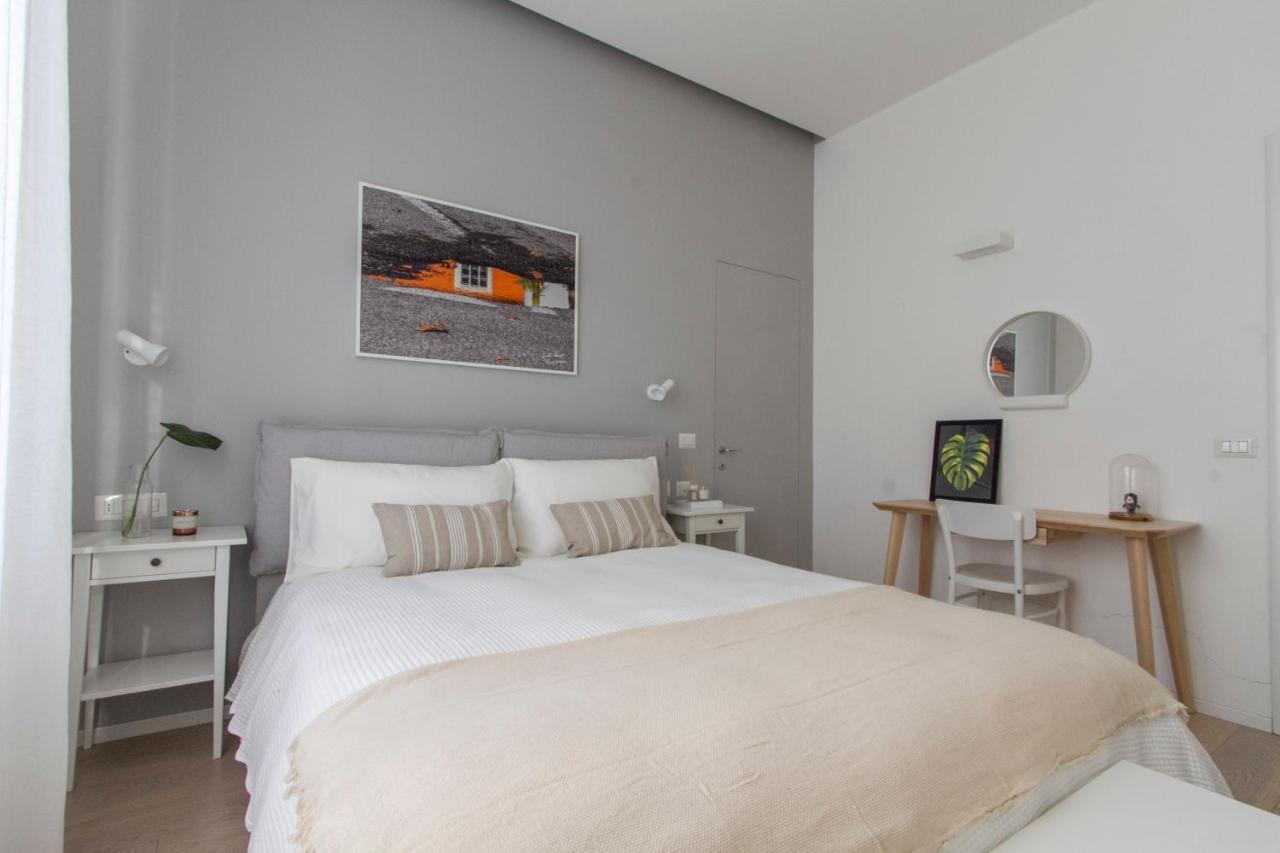 Luxury And Spacious Apartment Milan Exterior photo